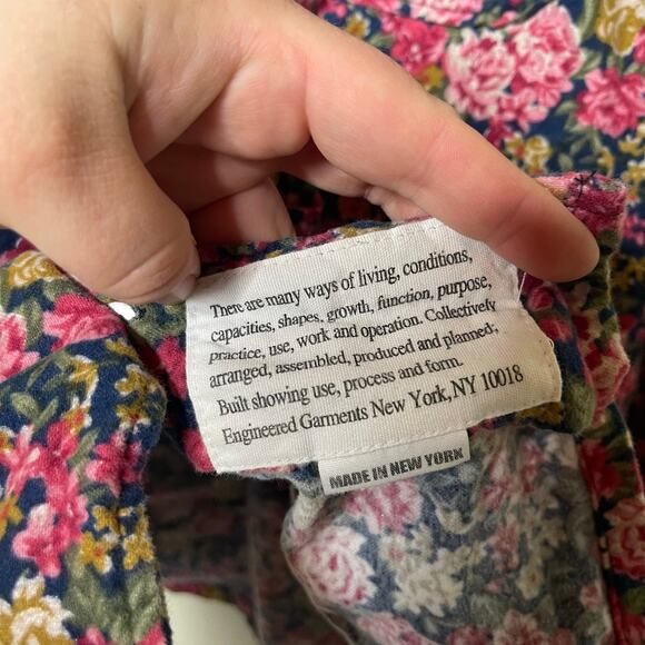 Engineered Garments Rose Blue Floral Flannel Button-down Shirt sz S - Picture 6 of 7